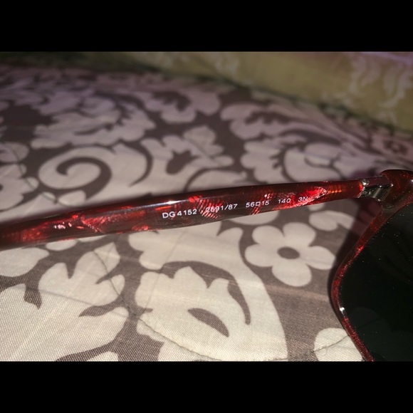 Authentic Dolce and Gabanna Sunglasses - Picture 3 of 6